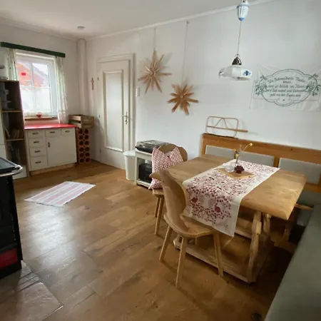 11er Haeusl Дом отдыха